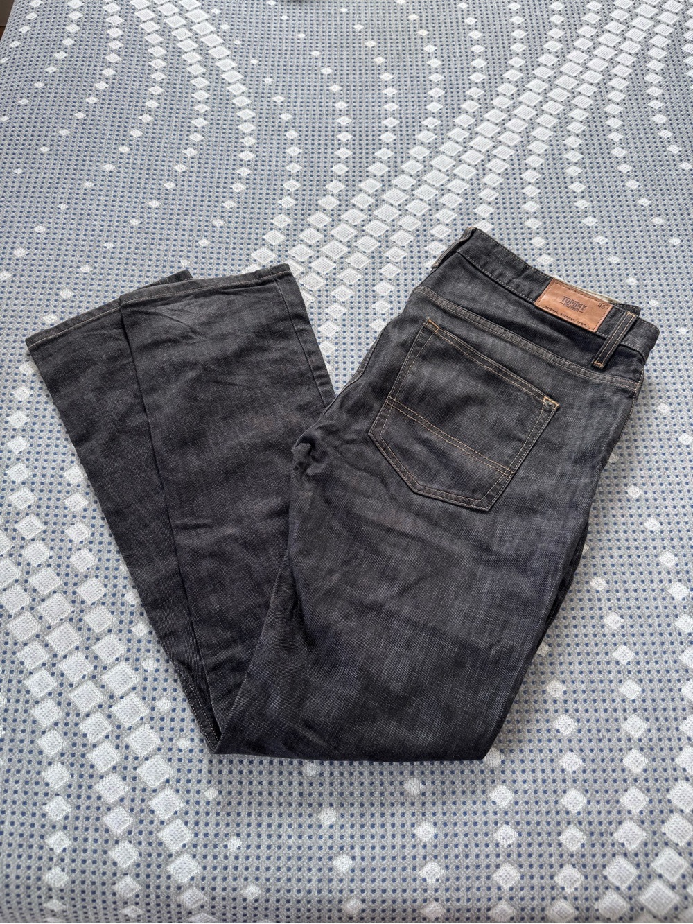 Tommy Hilfiger NEVER WORN Men's Charcoal Bootcut Jeans